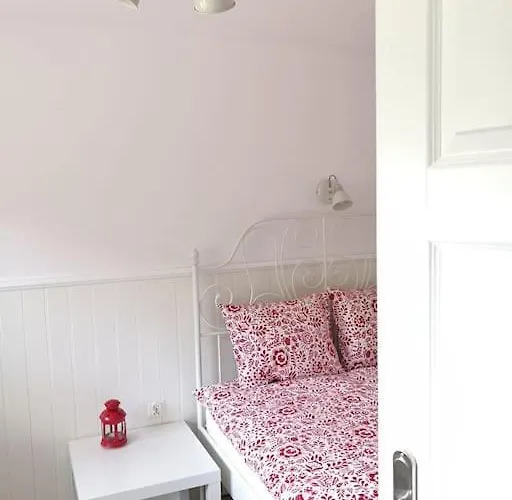 別荘 Red Bed Jankowice (Chrzanow)